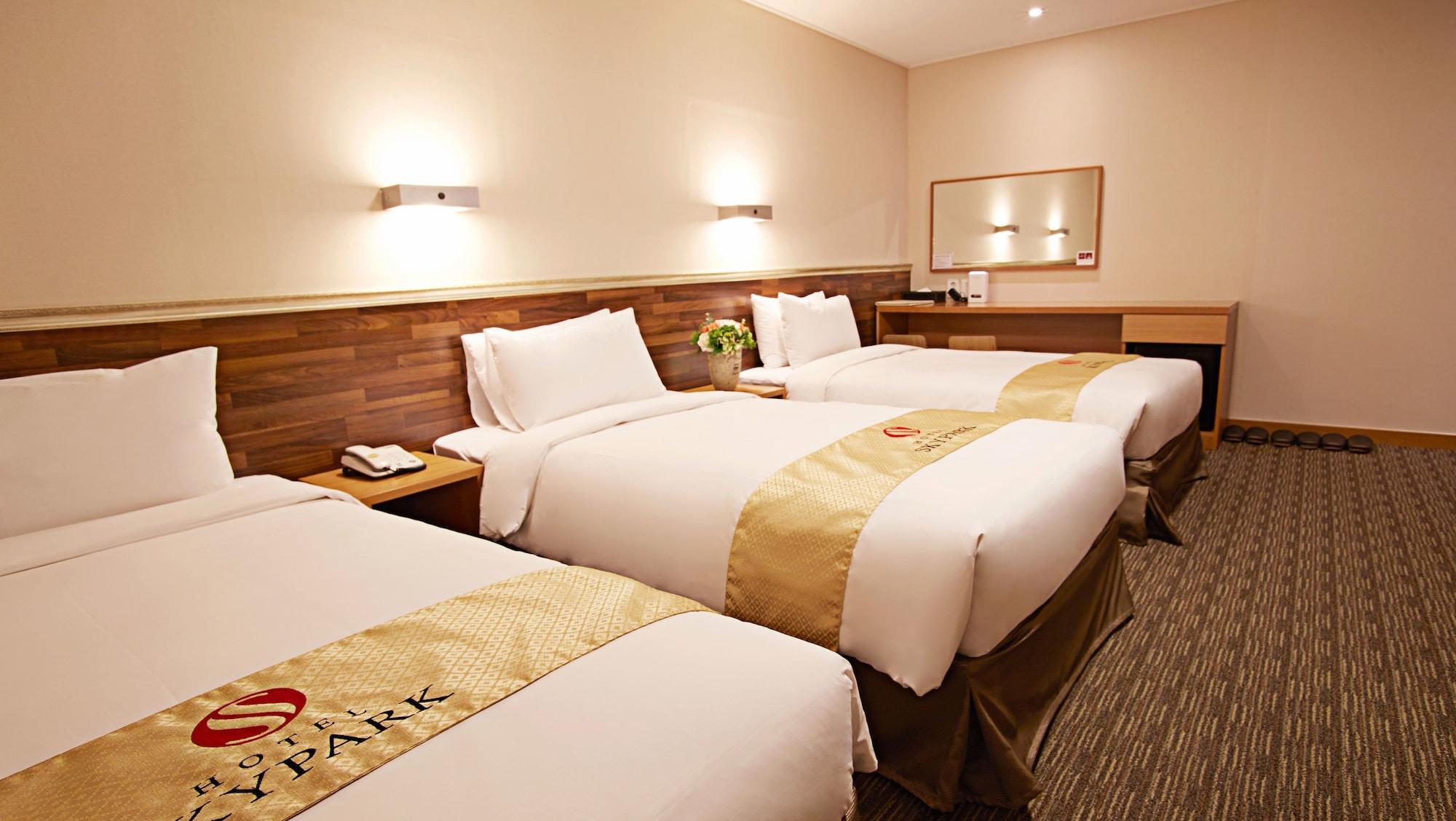 Hotel Skypark Myeongdong 1 Сеул Екстер'єр фото