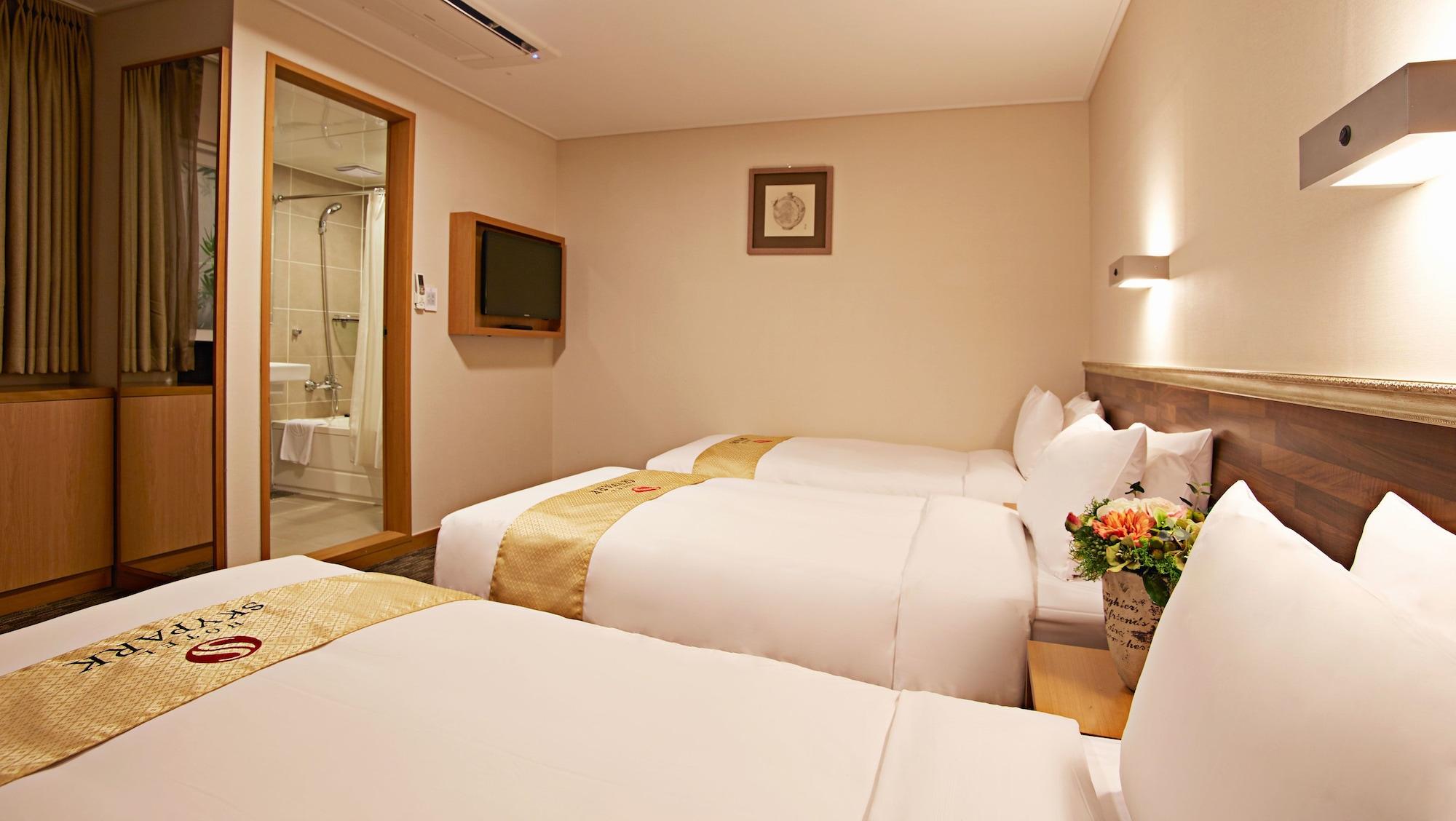Hotel Skypark Myeongdong 1 Сеул Екстер'єр фото