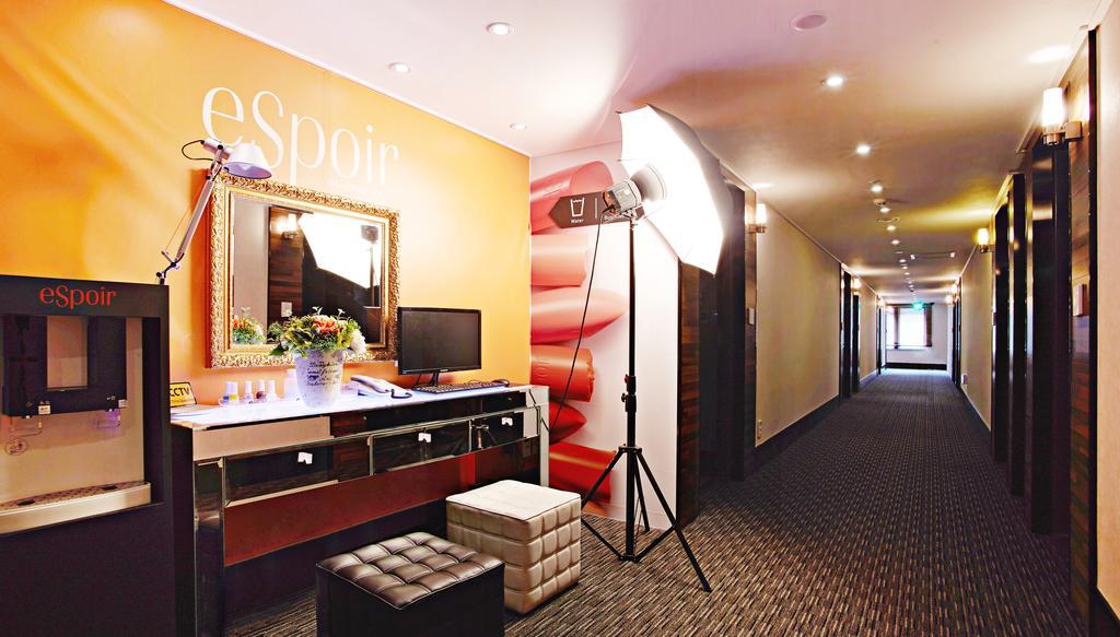 Hotel Skypark Myeongdong 1 Сеул Екстер'єр фото